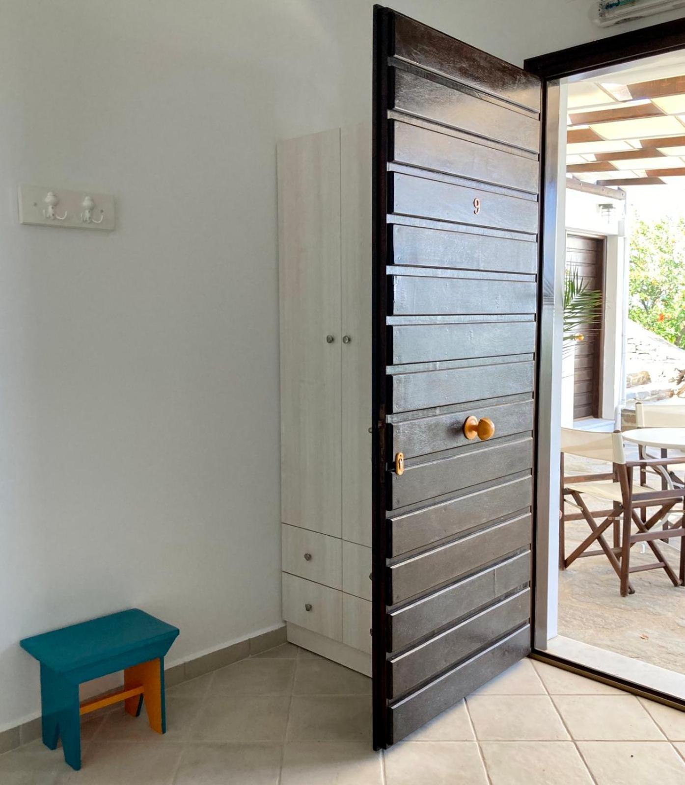 Kini Syrou Lotos Studios & Apartments (Adults Only) חדר תמונה