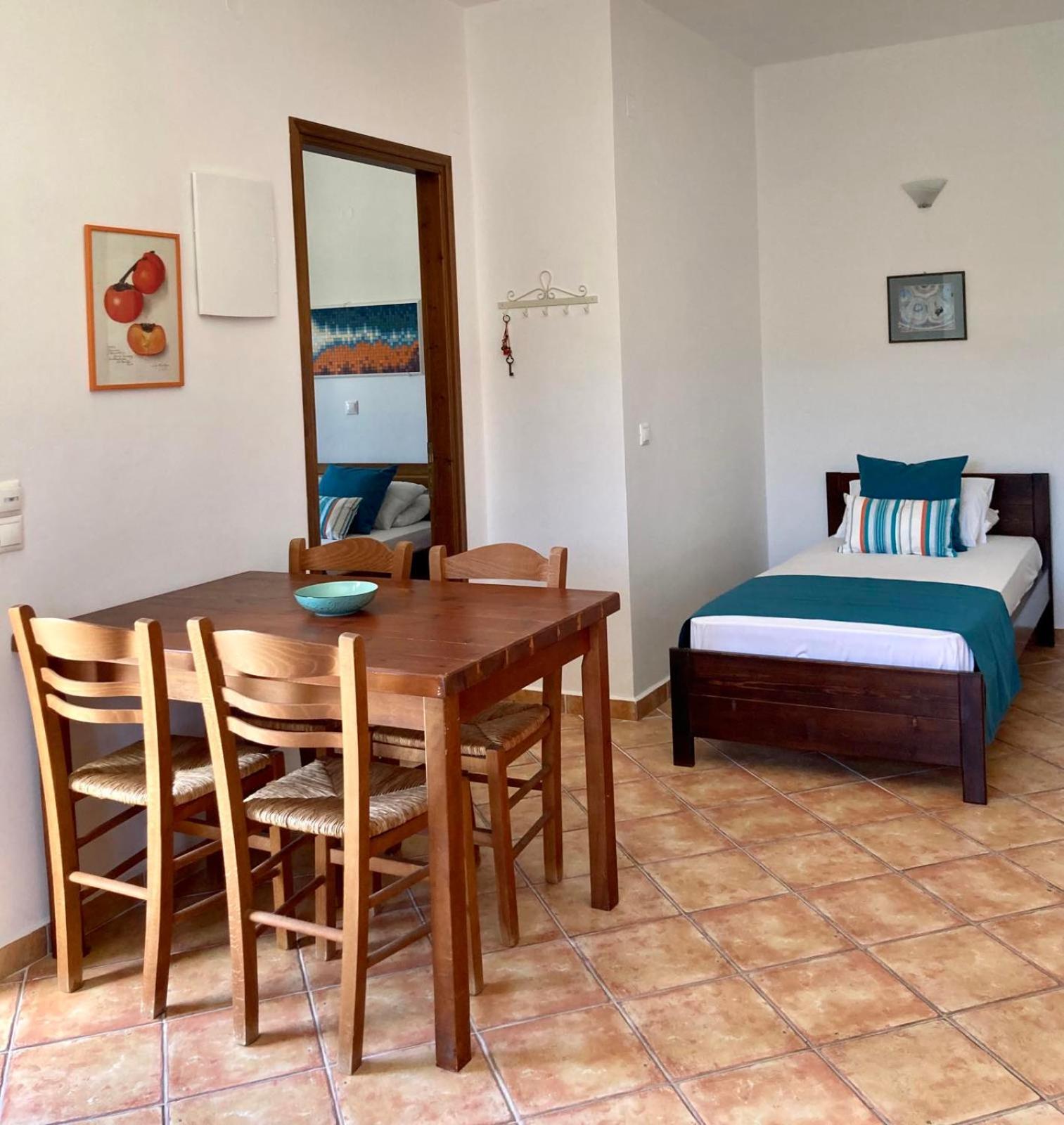 Kini Syrou Lotos Studios & Apartments (Adults Only) חדר תמונה